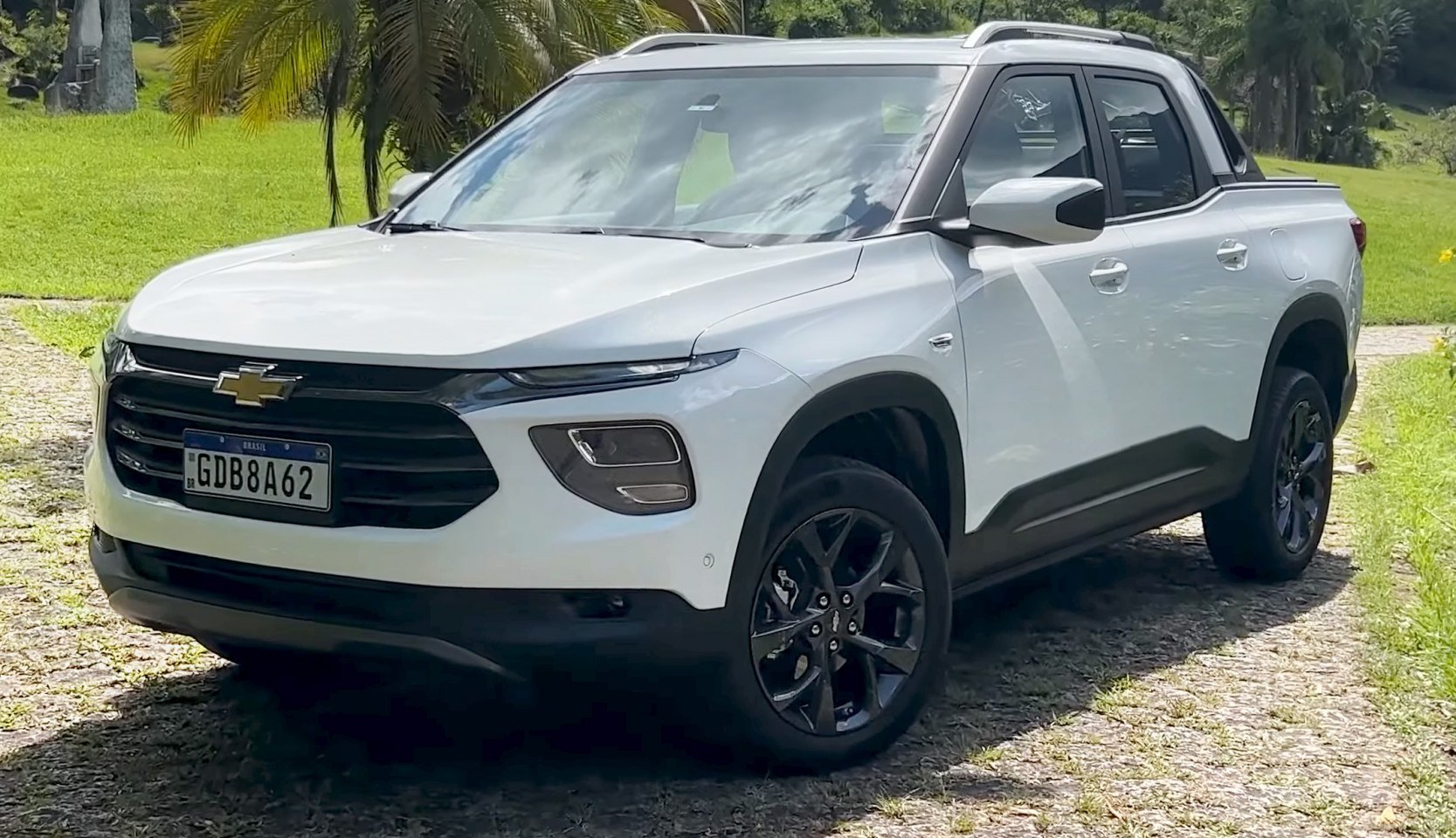 Chevrolet Montana Technical Specifications And Fuel Economy